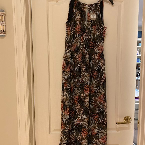 maxi dress -Size small-Apricot brand-new with tags - Picture 1 of 7